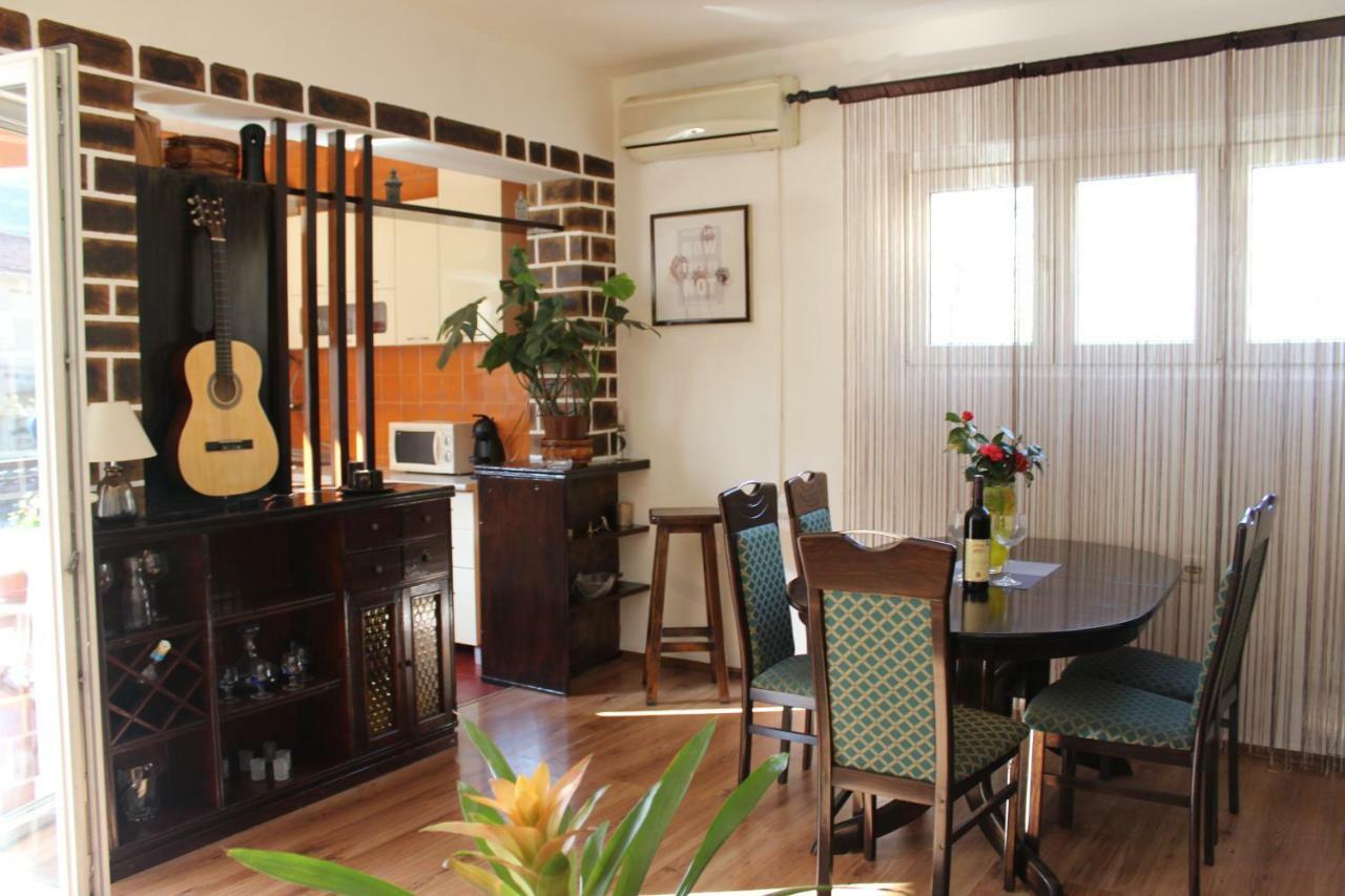 Apartments Rustic โกตอร์ ภายนอก รูปภาพ