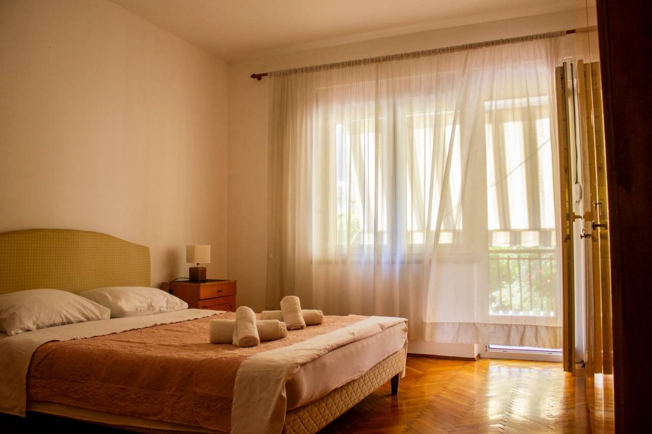Apartments Rustic โกตอร์ ภายนอก รูปภาพ